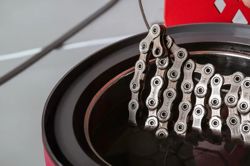 Anyone Still Using Chain Oil Is Making an Expensive Mistake. Here's the Data.